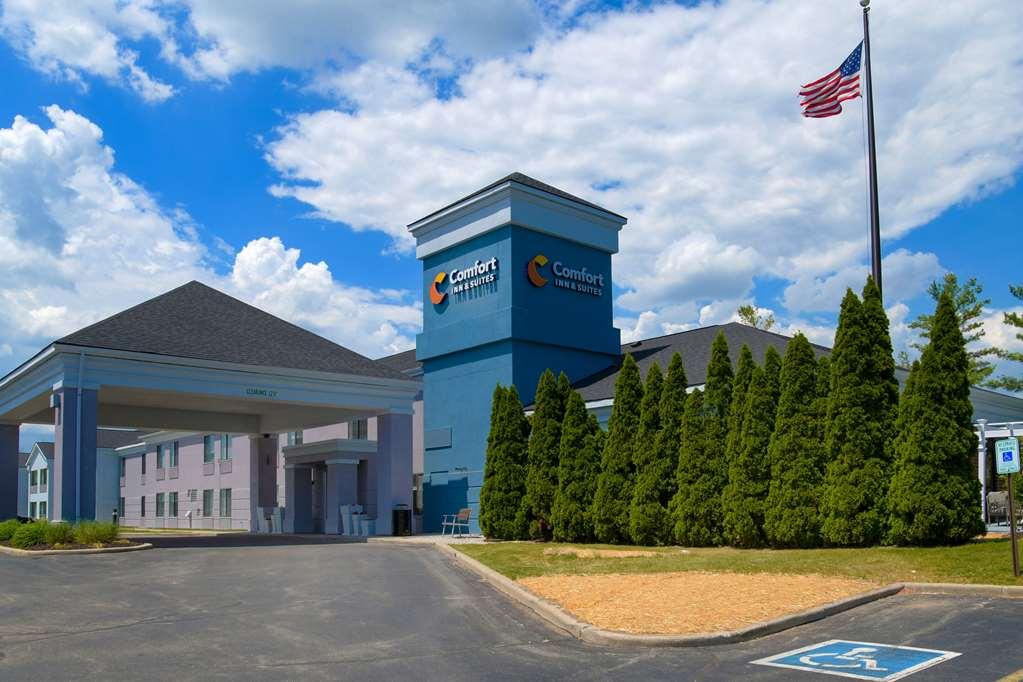 Comfort Inn & Suites Nw Milwaukee Germantown Ngoại thất bức ảnh